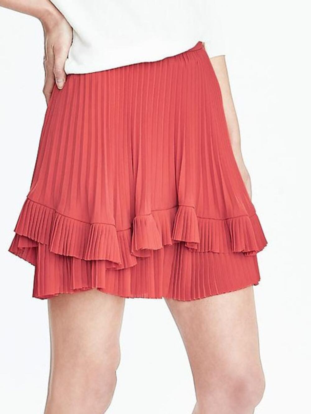 Banana Republic Women's Red Tiered Mini Skirt Size 4